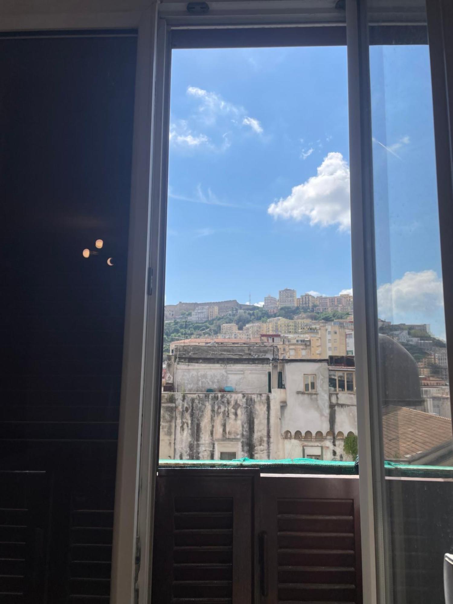 View Napels